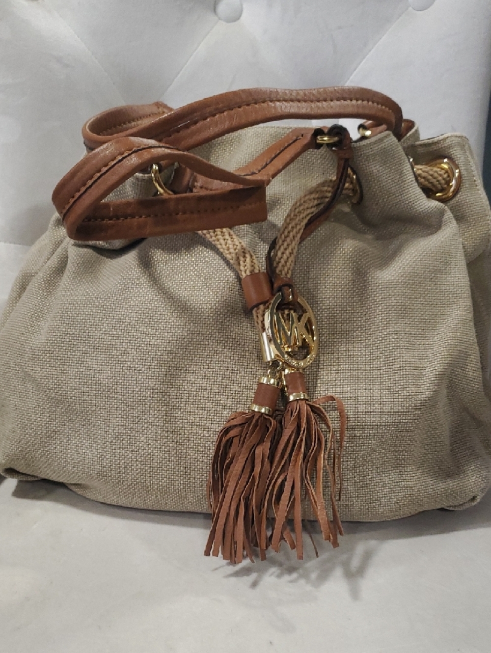 Michael Kors Tan Canvas Drawstring Shoulder Bag with Brown Leather Trim - Picture 5 of 17